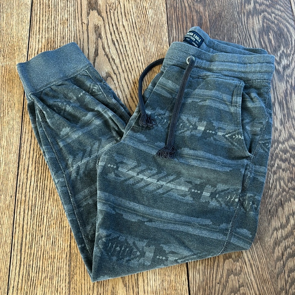 AE Aztec Print Jogger Sweatpants - 100% Cotton